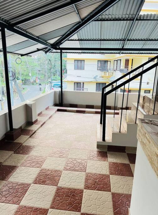 Home At Guruvayur 2 Ac Room,1 Single Bed,Kitchen Ngoại thất bức ảnh